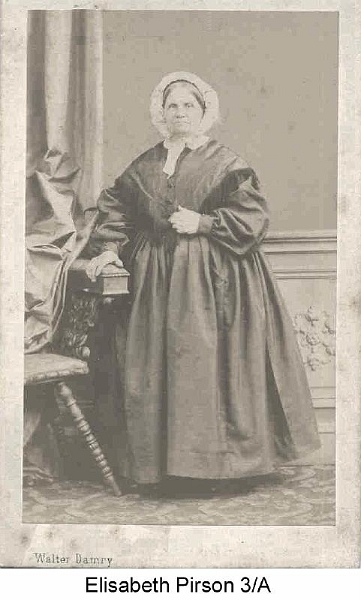ElisabethPirson1.jpg - Marie, "Elisabeth" Pirson, épouse de Pierre-Joseph Paquet. Photo vers 1865.